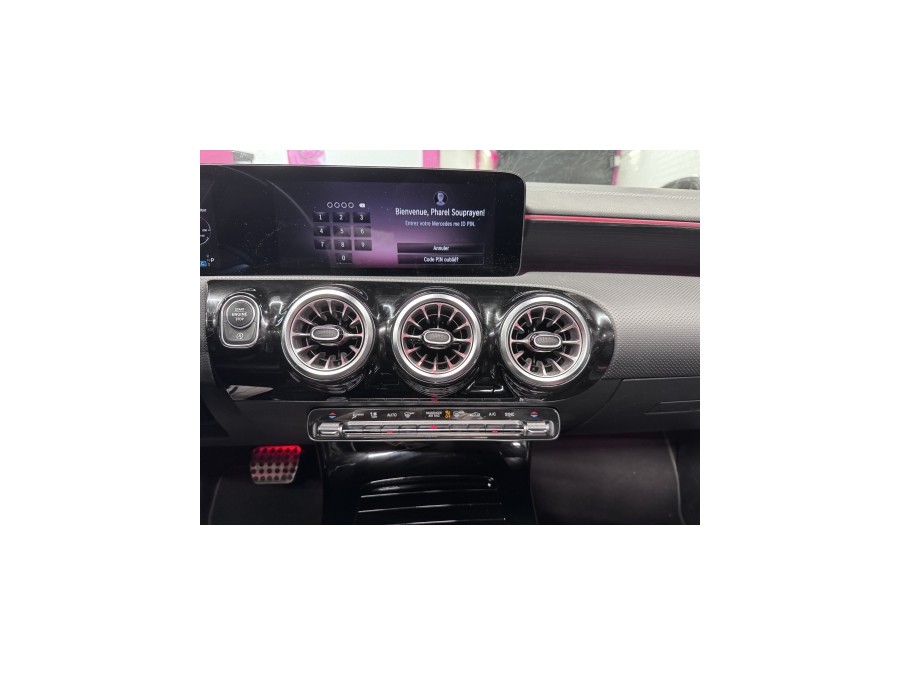 MERCEDES d'occasion A 200 163ch AMG Line 7G-DCT de 2024 Villebon Sur