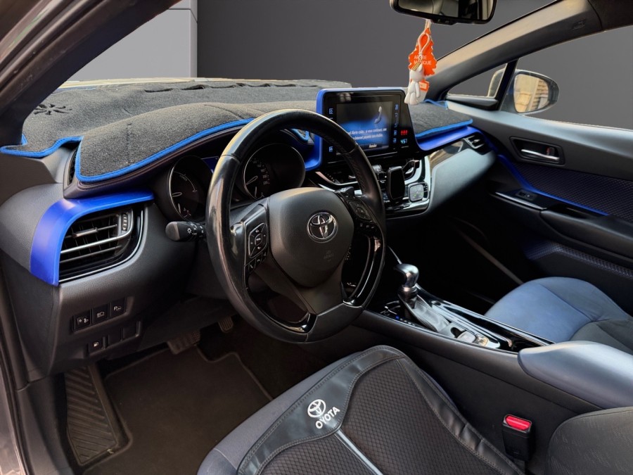 TOYOTA d'occasion CHR 1.8 HYBRIDE 122H DYNAMIC AUTO de 2018 Le Raincy