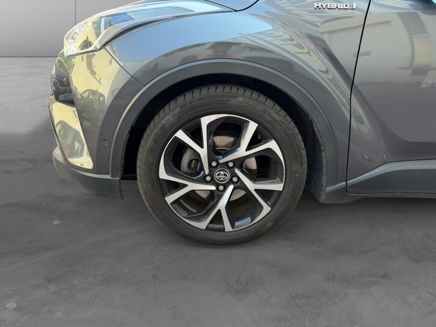 TOYOTA d'occasion CHR 1.8 HYBRIDE 122H DYNAMIC AUTO de 2018 Le Raincy