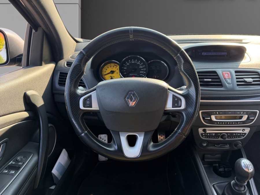 RENAULT d'occasion MEGANE III COUPE 2.0 16V 250 RS de 2011 Troyes