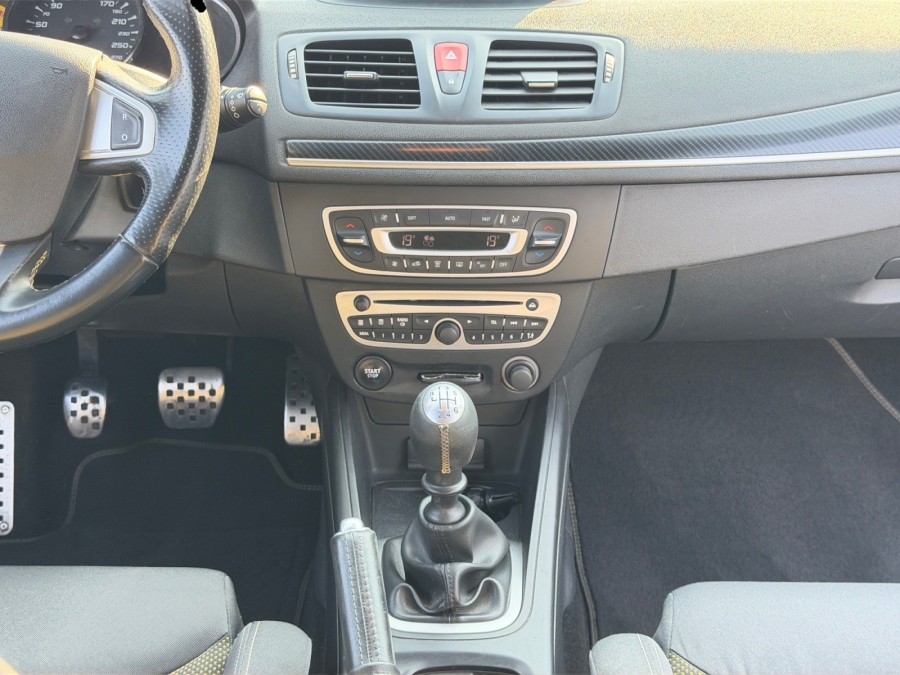 RENAULT d'occasion MEGANE III COUPE 2.0 16V 250 RS de 2011 Troyes