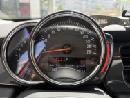 MINI d'occasion MINI 5 PORTES 1.5 COOPER 136 CAMDEN AUTO de 2021