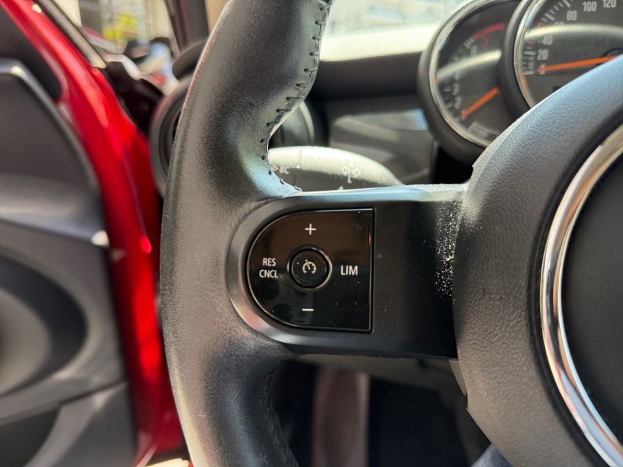 MINI d'occasion MINI 5 PORTES 1.5 COOPER 136 CAMDEN AUTO de 2021