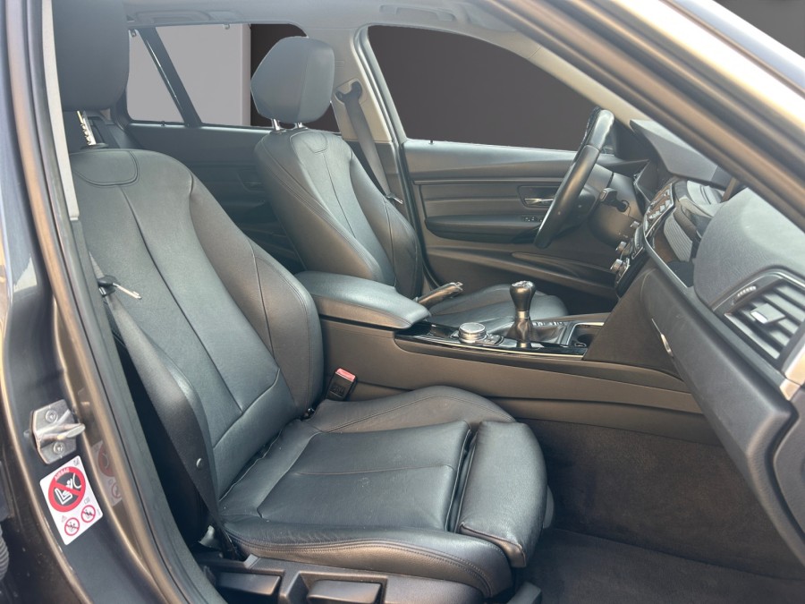BMW d'occasion 318 2 D 150 TOURING LOUNGE PLUS de 2016 Toulouse Sud