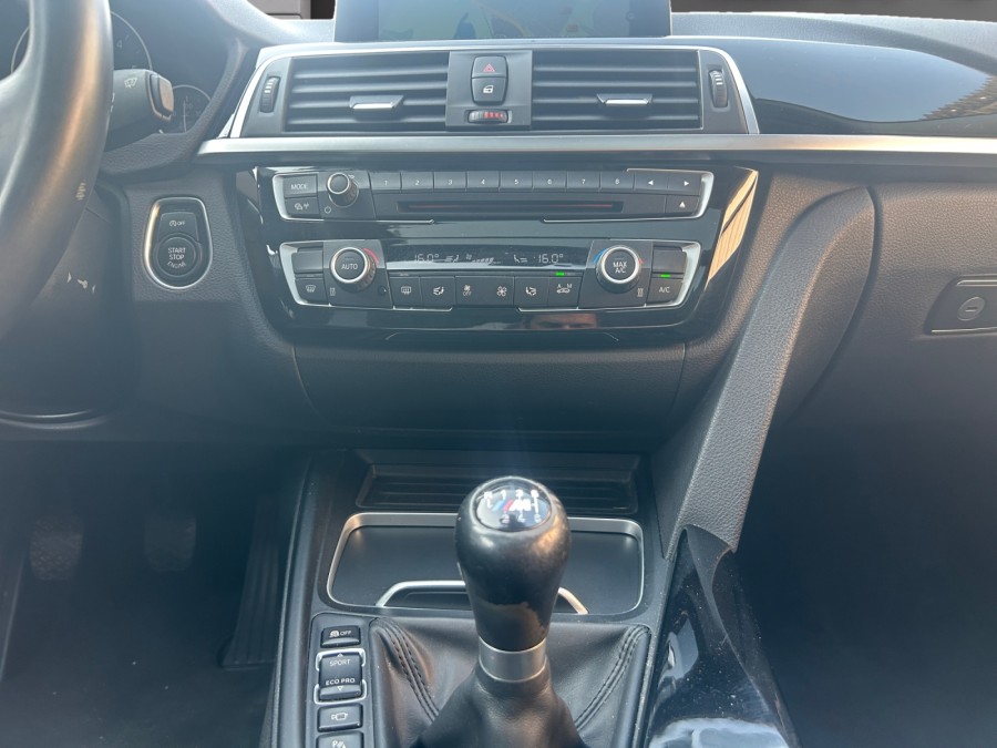 BMW d'occasion 318 2 D 150 TOURING LOUNGE PLUS de 2016 Toulouse Sud