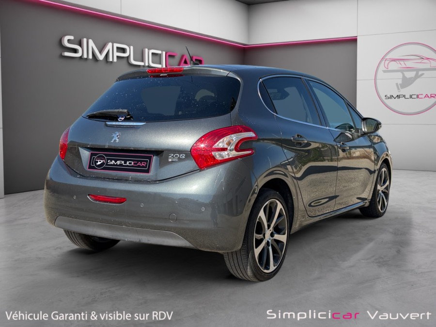 PEUGEOT d'occasion 208 1.6 e-HDi FAP Féline 4cv 5p de 2015 Vauvert