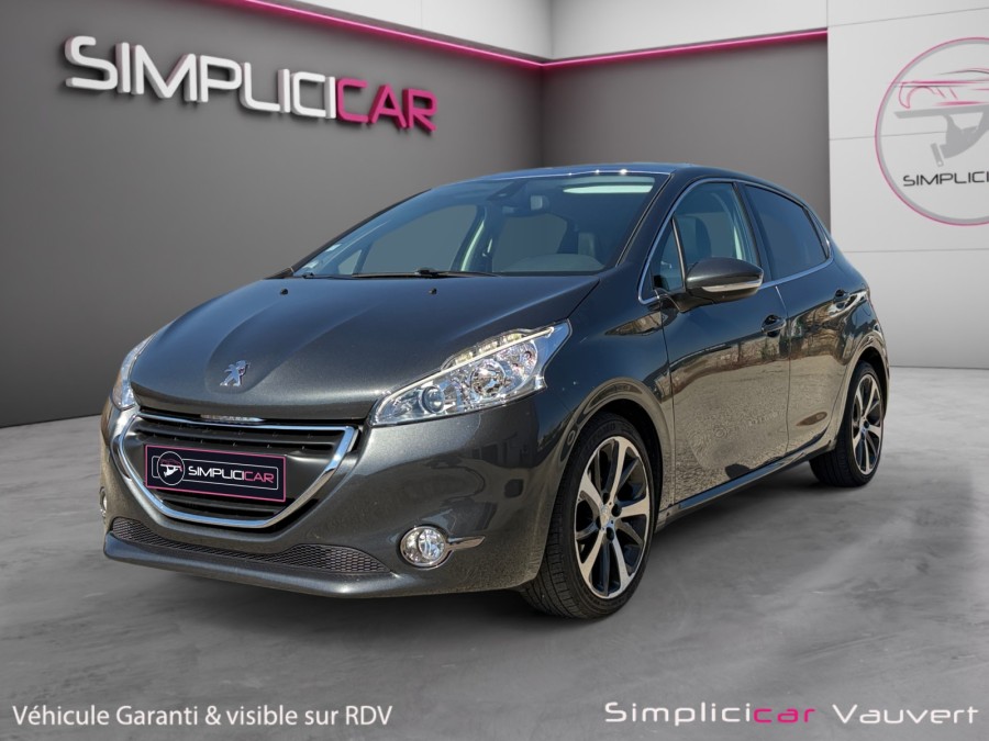PEUGEOT d'occasion 208 1.6 e-HDi FAP Féline 4cv 5p de 2015 Vauvert