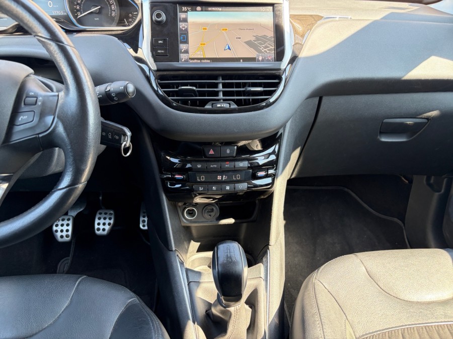 PEUGEOT d'occasion 208 1.6 e-HDi FAP Féline 4cv 5p de 2015 Vauvert