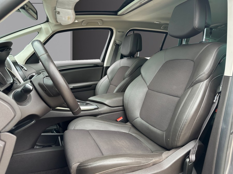 RENAULT d'occasion ESPACE V 1.6 DCI 160 ENERGY ZEN de 2018 Lorient