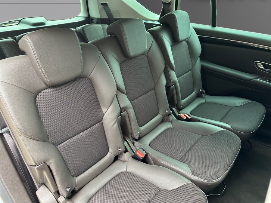 RENAULT d'occasion ESPACE V 1.6 DCI 160 ENERGY ZEN de 2018 Lorient