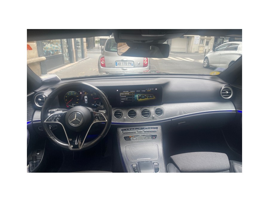 MERCEDES d'occasion CLASSE E V E220 D AMG LINE BA de 2021 Paris 15