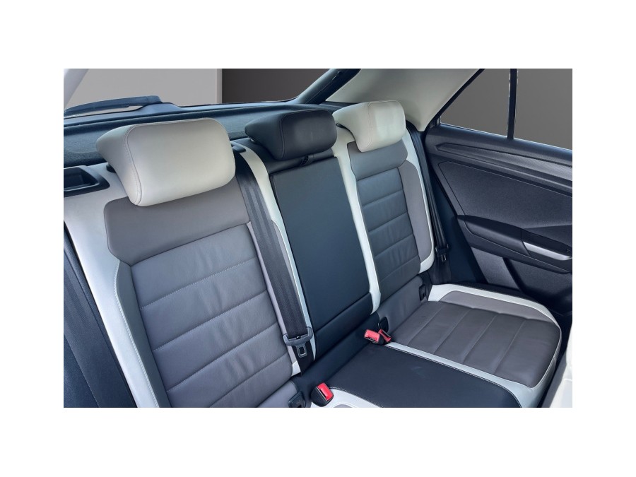VOLKSWAGEN d'occasion T-ROC 2 TDI 150 IQ DRIVE DSG AUTO de 2019