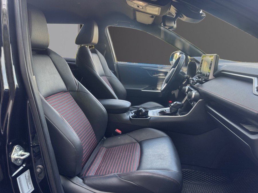 TOYOTA d'occasion RAV 4 V HYBRIDE RECHARGEABLE DESIGN de 2022