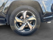 TOYOTA d'occasion RAV 4 V HYBRIDE RECHARGEABLE DESIGN de 2022