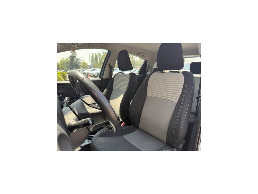 TOYOTA d'occasion YARIS 100h Dynamic Business 5p de 2017 Villebon Sur