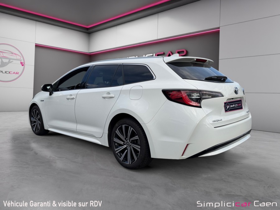 TOYOTA d'occasion COROLLA 1.8 122H DYNAMIC TOURING SPORT de 2021 Caen