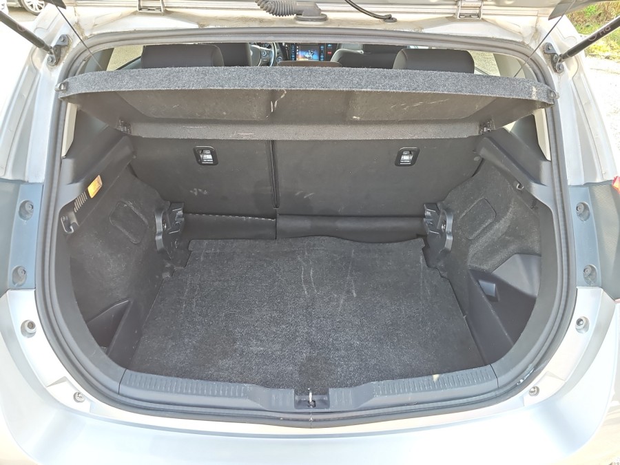 TOYOTA d'occasion AURIS II 1.8 136H DYNAMIC AUTO HYBRID de 2016 Osny