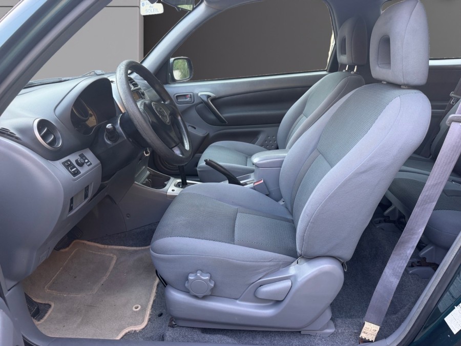TOYOTA d'occasion RAV4 2 150 VVTI VX AUTO de 2001 Cannes (06)﻿