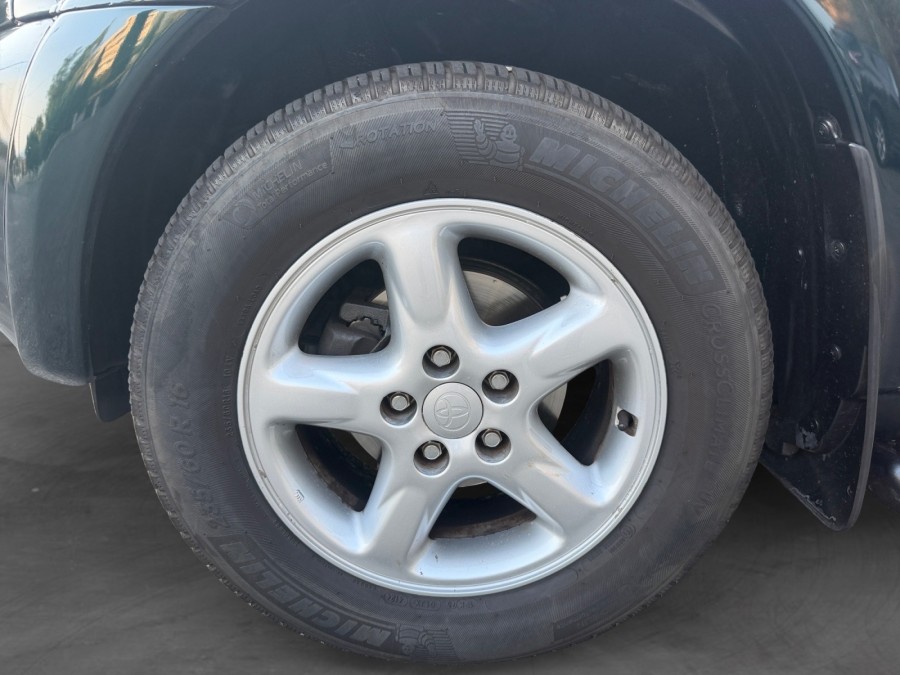 TOYOTA d'occasion RAV4 2 150 VVTI VX AUTO de 2001 Cannes (06)﻿