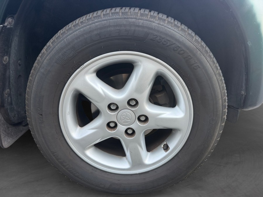 TOYOTA d'occasion RAV4 2 150 VVTI VX AUTO de 2001 Cannes (06)﻿