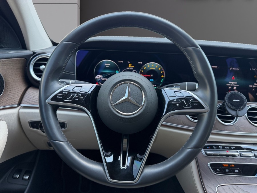 MERCEDES d'occasion CLASSE E V E300 E AVANTGARDE de 2022 Salon de