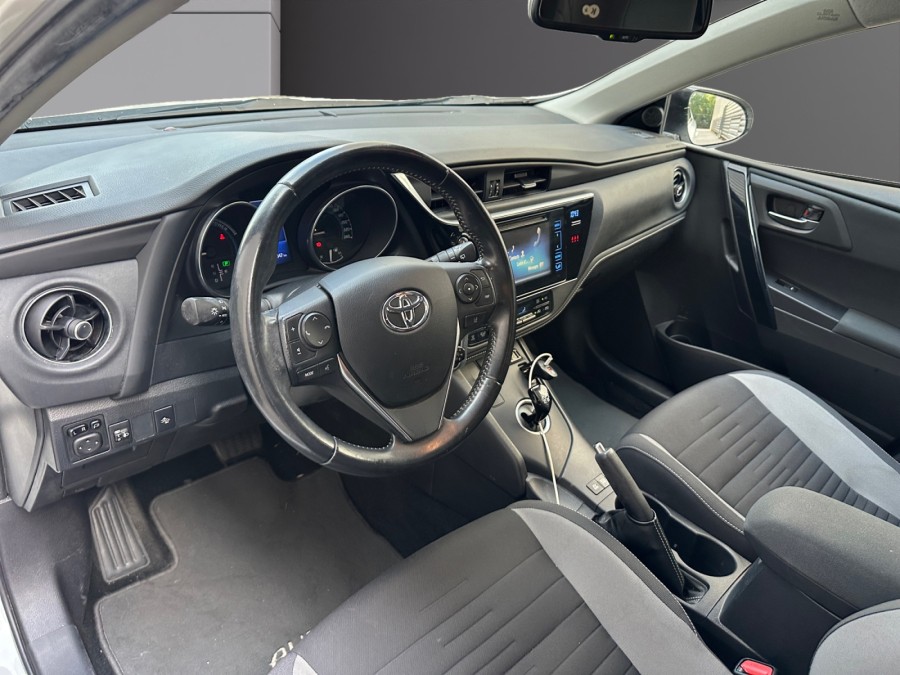 TOYOTA d'occasion AURIS II 1.8 136H DYNAMIC AUTO de 2017 Nîmes (30)﻿