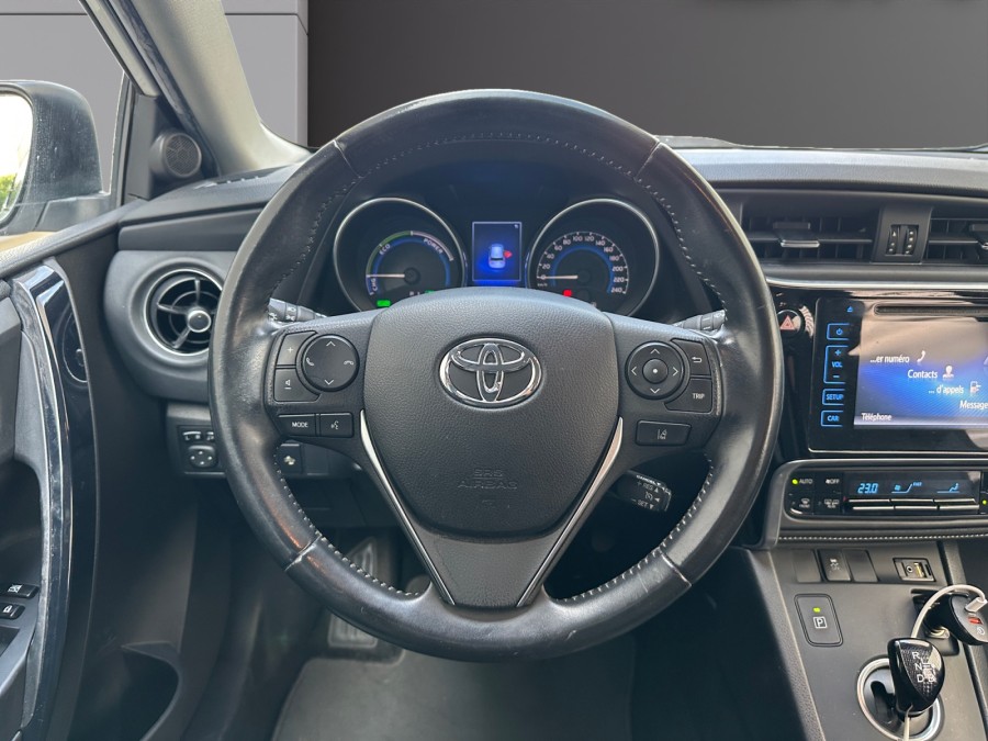 TOYOTA d'occasion AURIS II 1.8 136H DYNAMIC AUTO de 2017 Nîmes (30)﻿