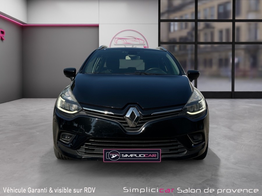 RENAULT d'occasion CLIO IV ESTATE 1.2 TCE 120 INTENS de 2017 Salon de