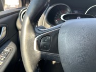 RENAULT d'occasion CLIO IV ESTATE 1.2 TCE 120 INTENS de 2017 Salon de