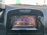 RENAULT d'occasion CLIO IV ESTATE 1.2 TCE 120 INTENS de 2017 Salon de