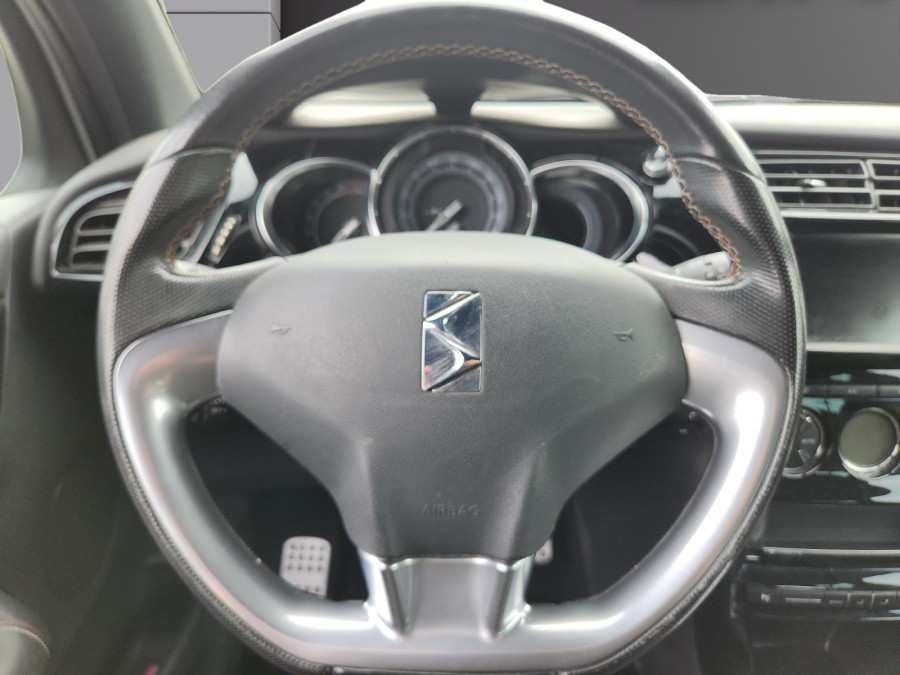 CITROEN d'occasion DS3 1.2 PURE TECH 82 BE CHIC de 2019 Frejus (83)﻿