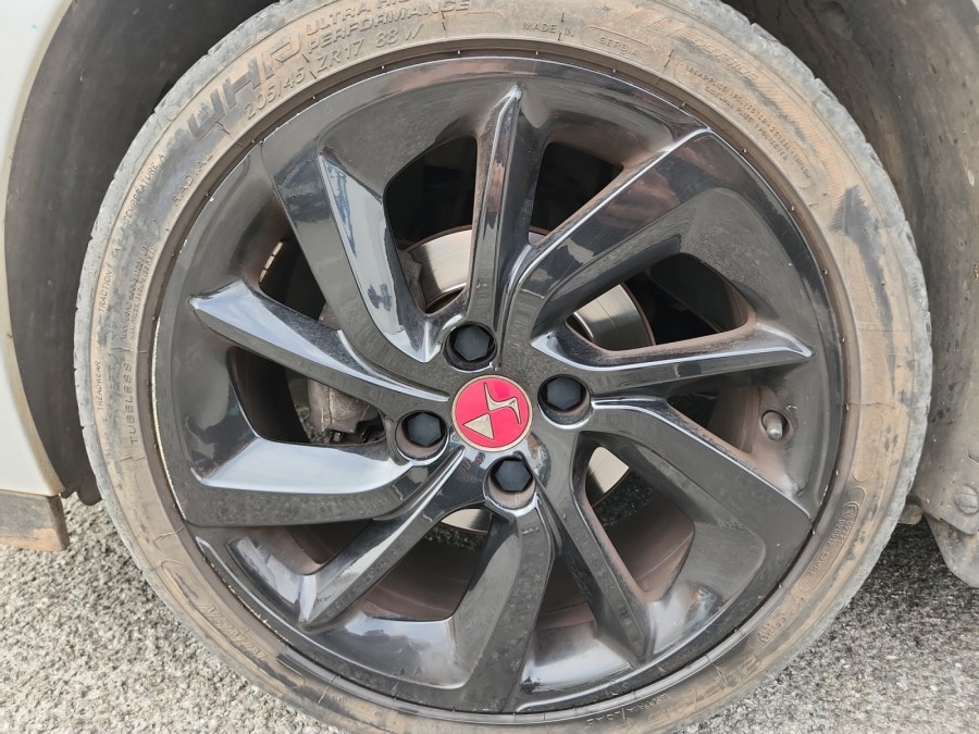 CITROEN d'occasion DS3 1.2 PURE TECH 82 BE CHIC de 2019 Frejus (83)﻿