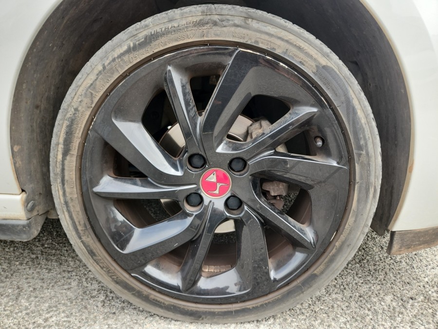 CITROEN d'occasion DS3 1.2 PURE TECH 82 BE CHIC de 2019 Frejus (83)﻿