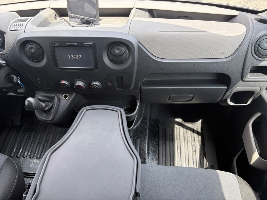RENAULT d'occasion MASTER RJ3500 L4H2 DCI 145 GRAND CONFORT de 2017