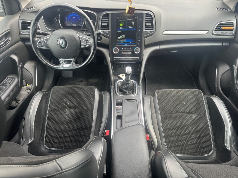 RENAULT d'occasion MEGANE IV 1.6 DCI 130BUSINESS INTENS de 2016
