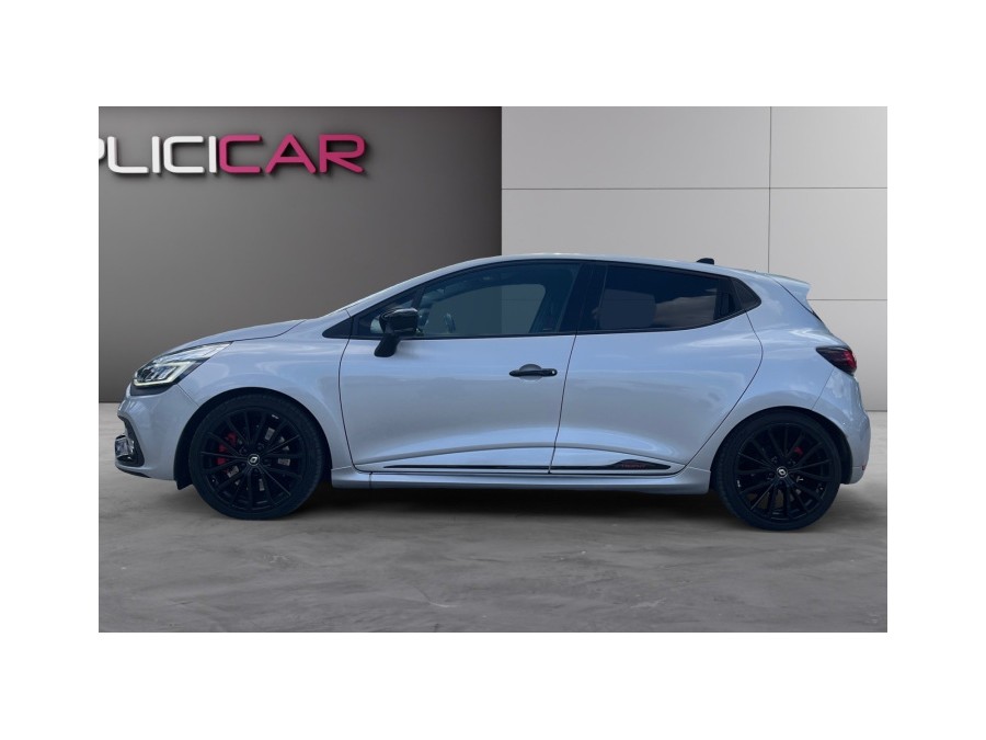 RENAULT d'occasion CLIO IV 1.6 TCE 220 RENAULT SPORT RS TROPHY EDC