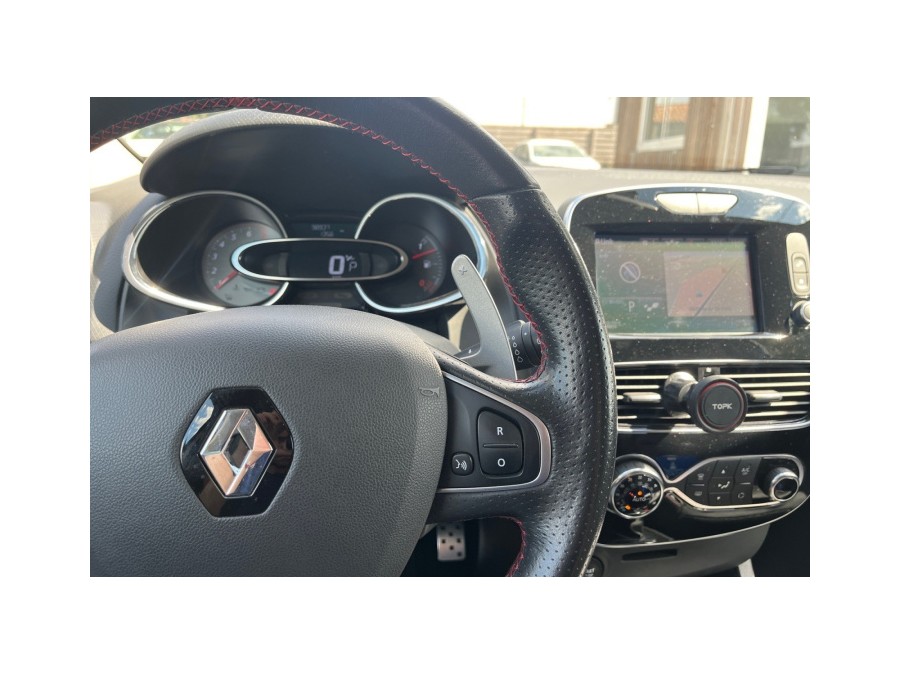 RENAULT d'occasion CLIO IV 1.6 TCE 220 RENAULT SPORT RS TROPHY EDC