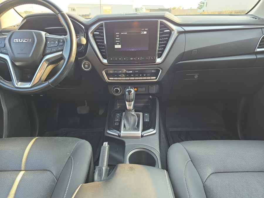 ISUZU d'occasion D-MAX II BTFS87CEA006EAB4LBAEA de 2021 Vichy (03)﻿