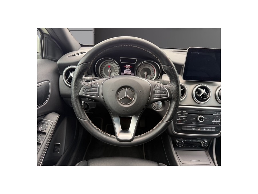 MERCEDES d'occasion GLA 200 ACTIVITY EDITION de 2017 Tours (37)﻿