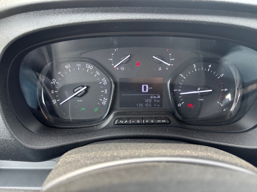 CITROEN d'occasion JUMPY XL 1.6 BLUE HDI 95 CONFORT de 2017 Besançon