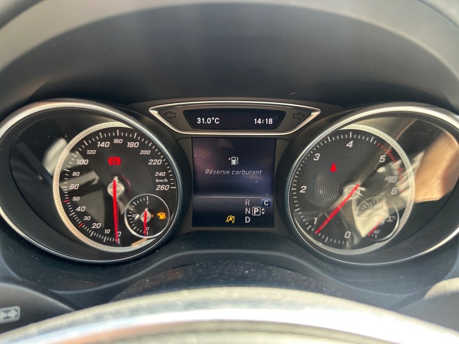MERCEDES d'occasion GLA 200 d Fascination 7G-DCT de 2018 Vernon (27)﻿
