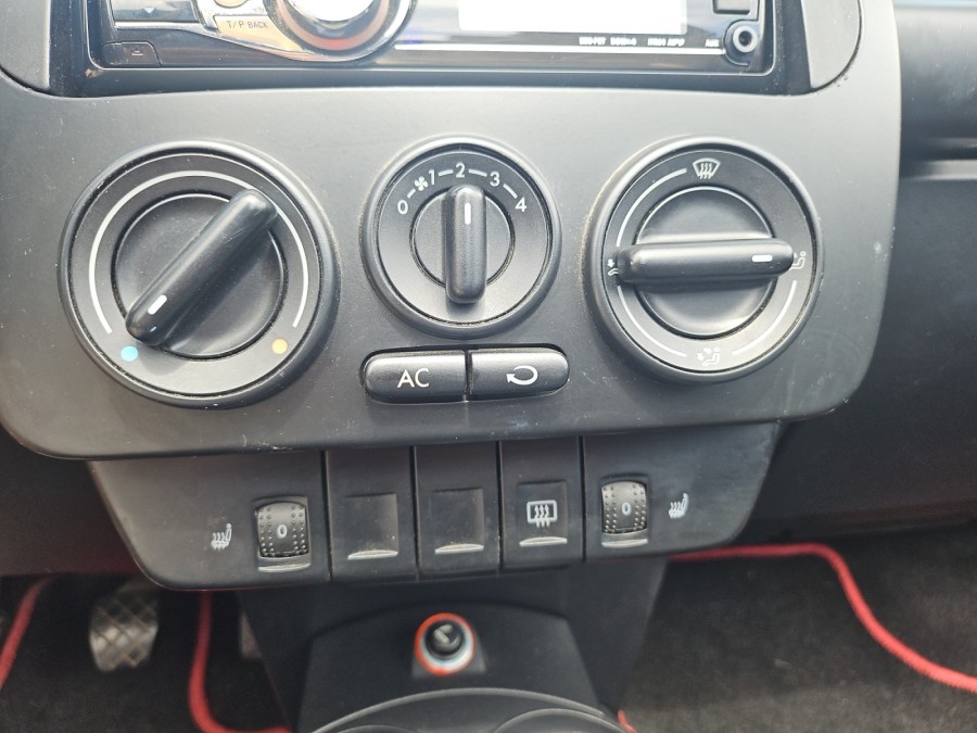 VOLKSWAGEN d'occasion BEETLE 1.4 75ch Fancy de 2010 Orgeval Verneuil
