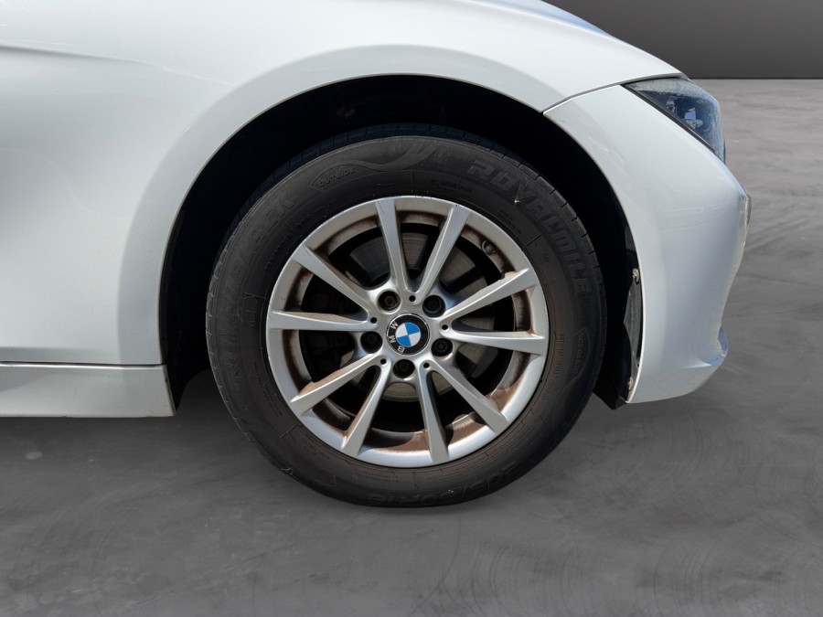 BMW d'occasion 320 2 D 184 TOURING LOUNGE AUTO de 2014 Dunkerque (59)﻿