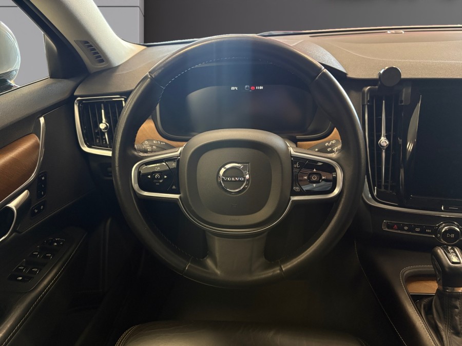 VOLVO d'occasion V90 2 D4 190 MOMENTUM AUTO de 2018 Amiens (80)﻿