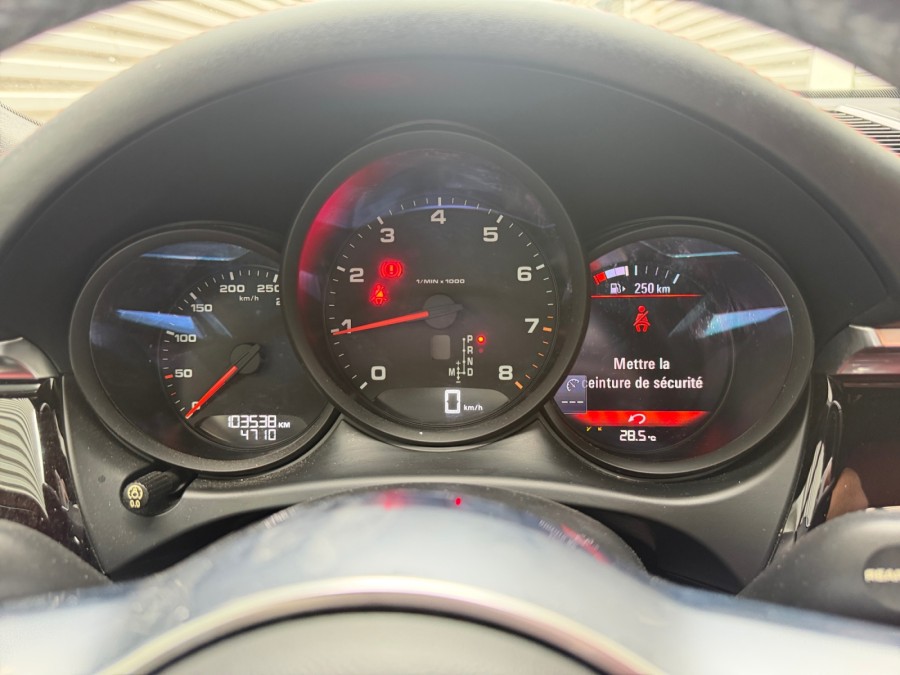 PORSCHE d'occasion MACAN 2 245 PDK AUTO de 2019 Nîmes (30)﻿
