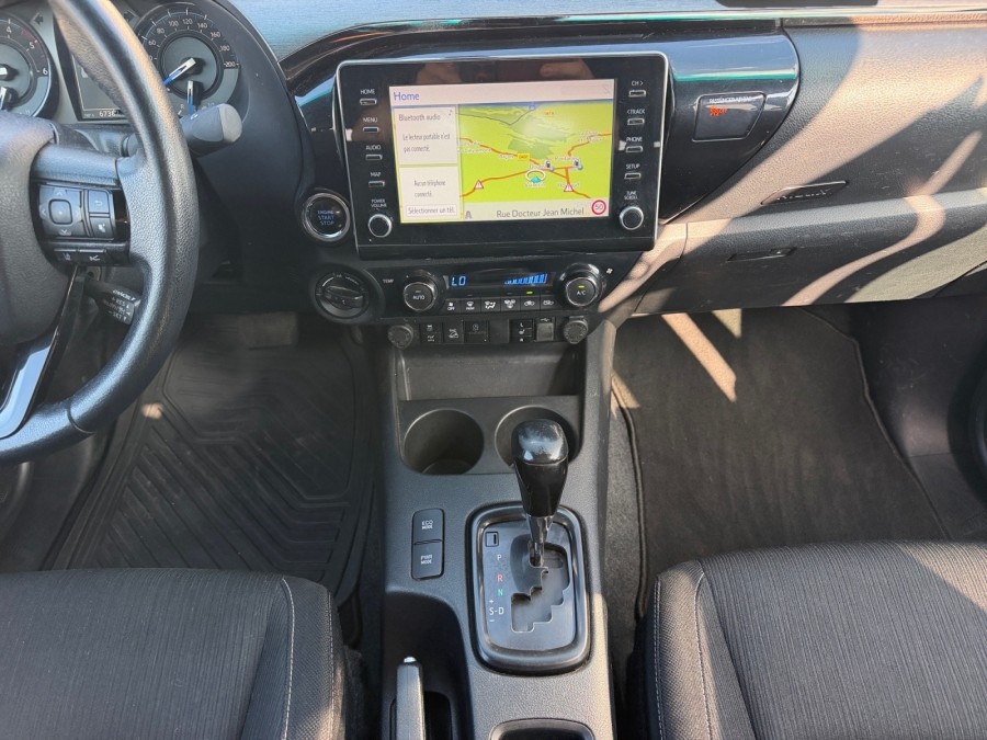 TOYOTA d'occasion HILUX 2.8 D-4D X-Tra Cabine Invincible 4WD BVA MC20