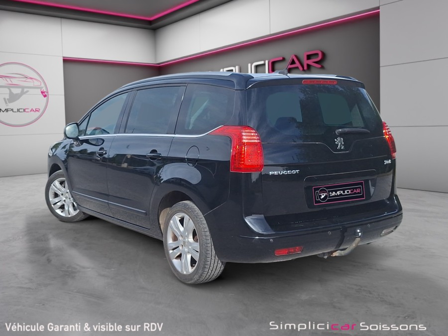 PEUGEOT d'occasion 5008 1.6 HDI 112 FAP CONFORT PACK de 2011 Soissons