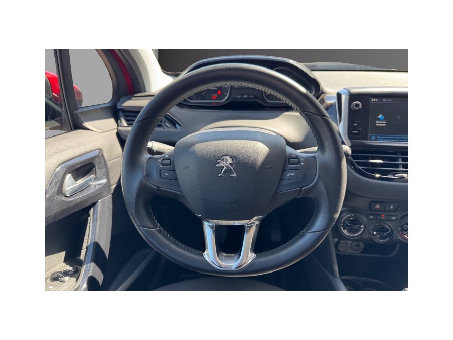 PEUGEOT d'occasion 208 AFFAIRE 1.2 PURE TECH 82 PREMIUM de 2018 La