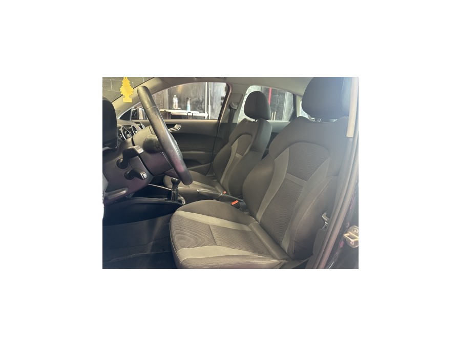 AUDI d'occasion A1 1.0 TFSI 95ch ultra Ambiente de 2016 Villebon Sur
