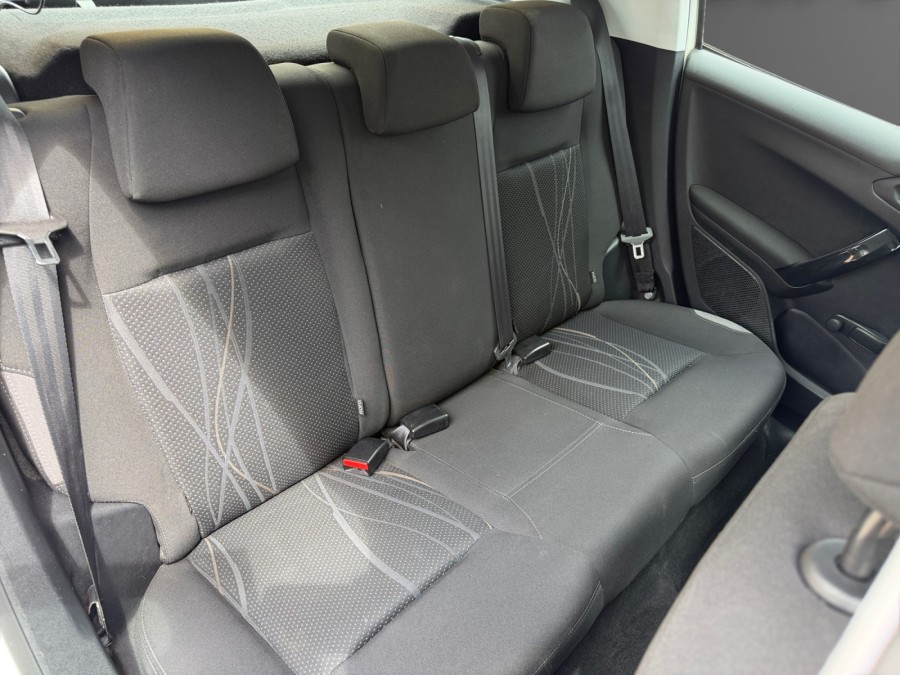PEUGEOT d'occasion 208 1.6 E-HDI 92 ACTIVE de 2012 Marignane (13)﻿